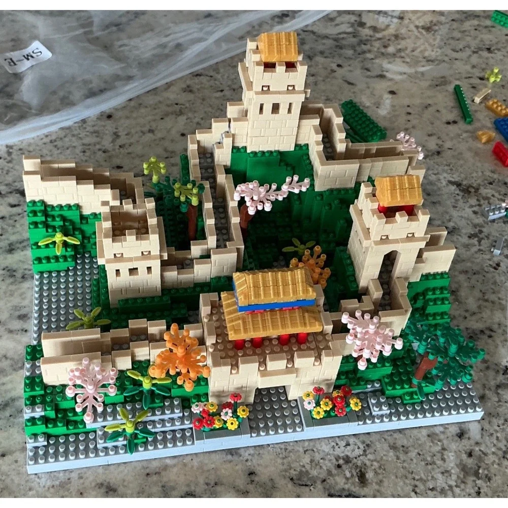 Great Wall China Yanmenguan Building Unassembled Block Set 2000 Pcs Architecture